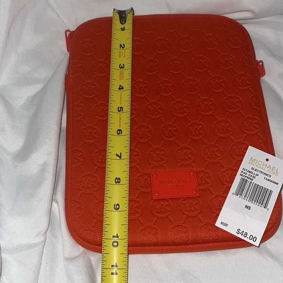 NWT Michael Kors iPad Case tangerine color zippers on top - Picture 6 of 7